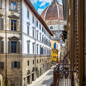 Relais Panoramic Cathedral , Florence Italy